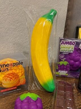Jumbo Banana Squishy – Large Soft Squeeze Fidget Toy